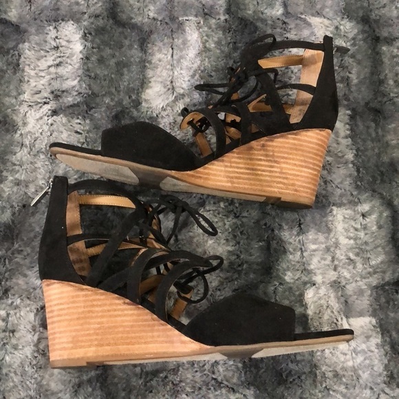 Franco Sarto Mollie Wedge Sandal - Picture 5 of 10